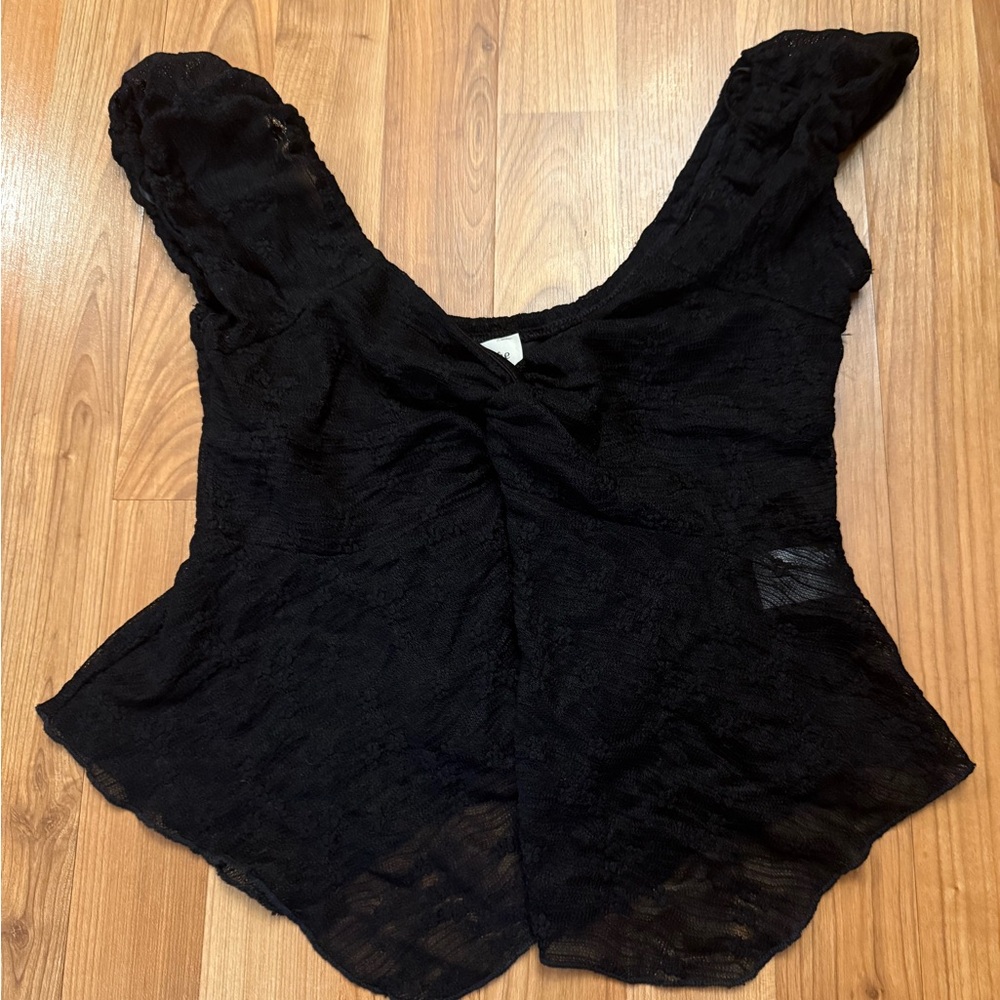 Black Lace Sleeveless Top